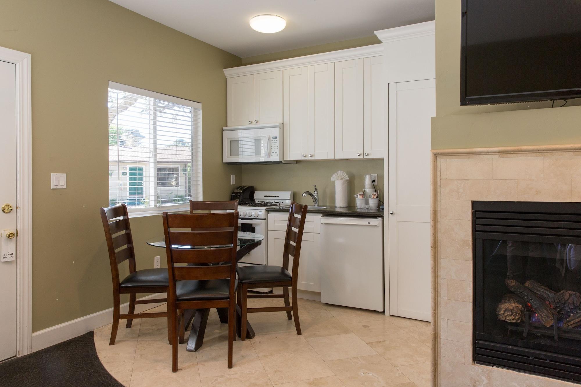 Sea Breeze - Inn Pacific Grove