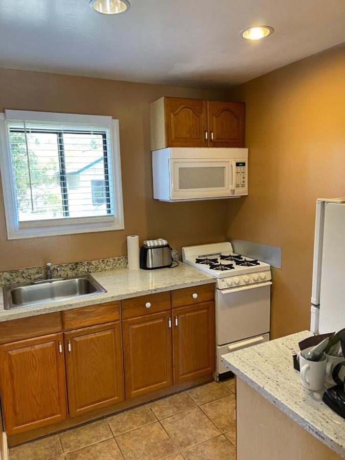 Inn Sea Breeze - 3*